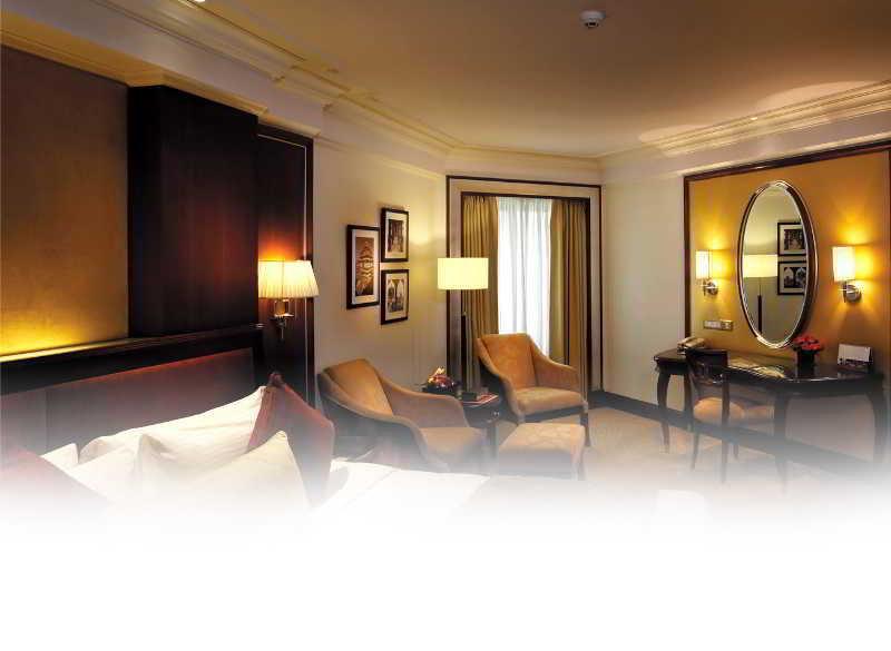 Hotel La Suite Neu-Delhi Exterior foto